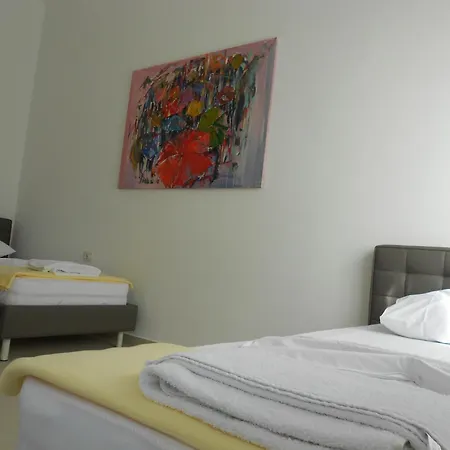 Bougainville Bay Apartment *