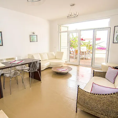 Apartment Bougainville Bay Sarande
