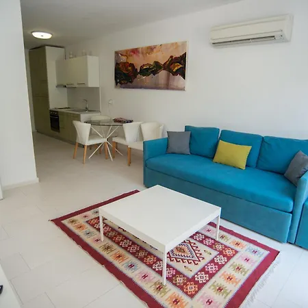 Bougainville Bay Apartment