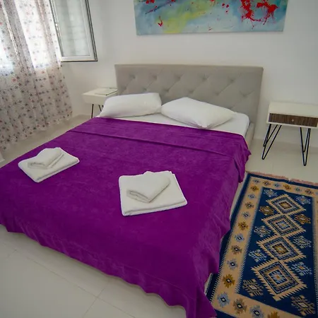 Bougainville Bay Apartment